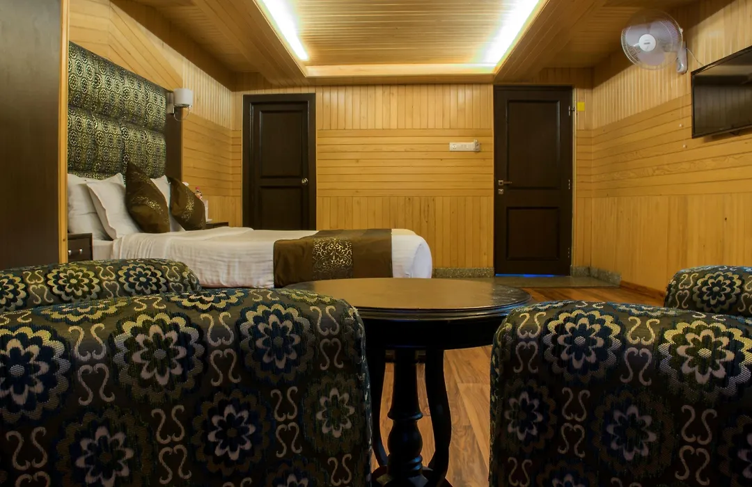 Hotel Pacific-1