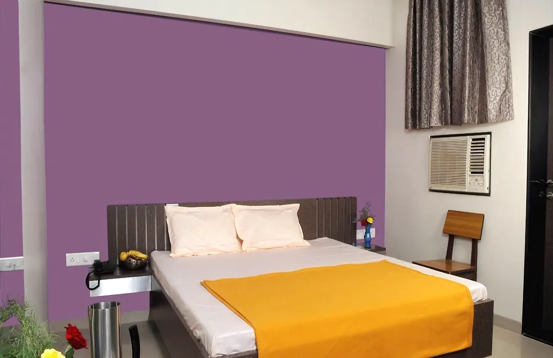 Pals Hotel-1