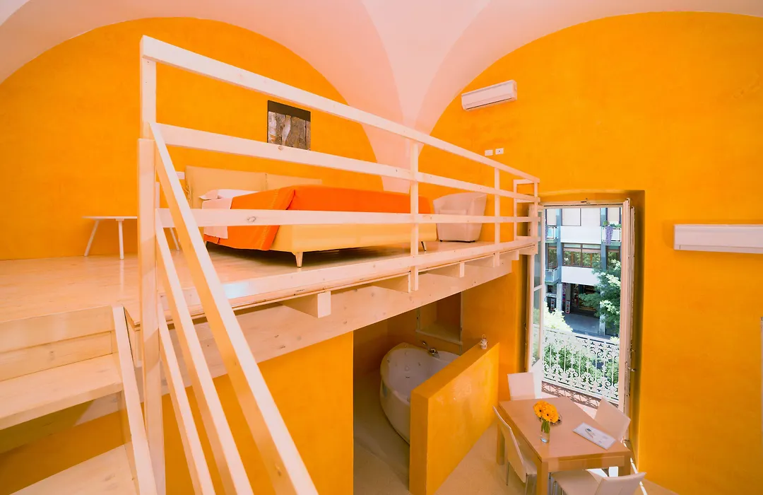 Relais Carlo V - Palazzo Storico-1