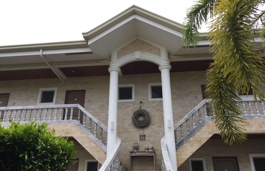 Linaw Beach Resort-1