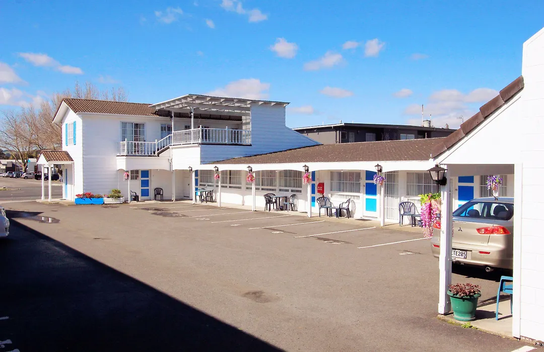 Golden Glow Motel-1