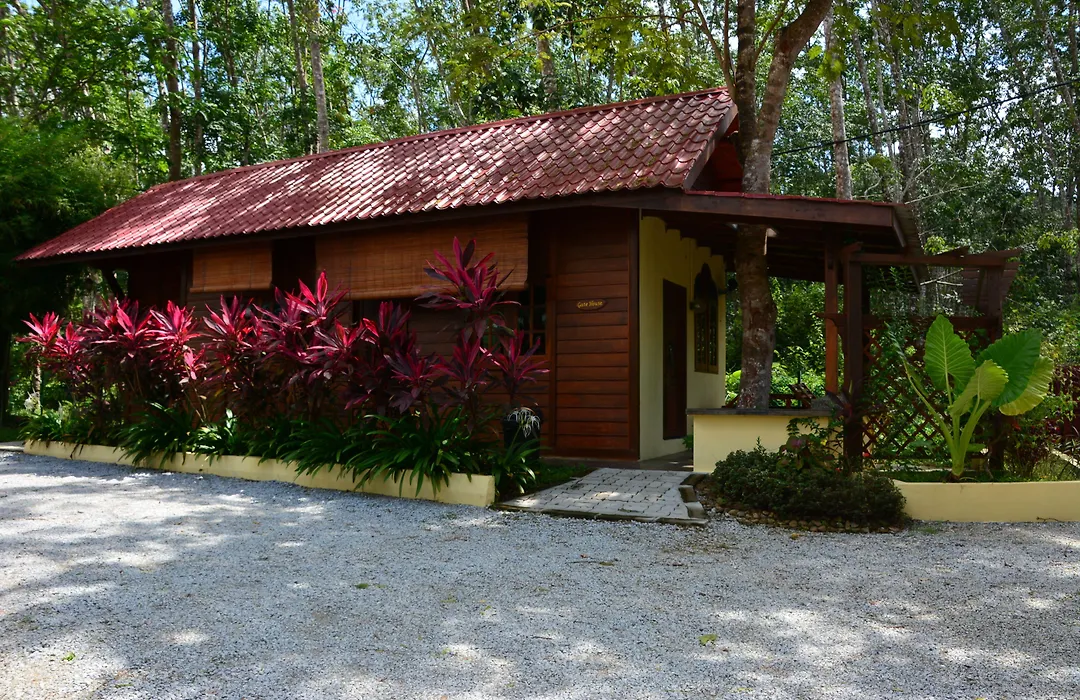 Sunset Valley Holiday Houses-1