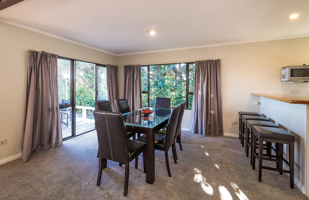 Accent On Taupo Motor Lodge-1