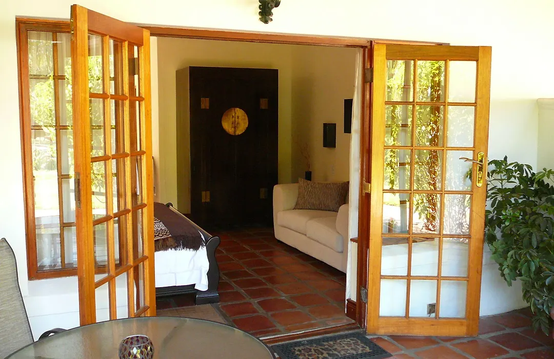 Orange-Ville Lodge & Guesthouse-1