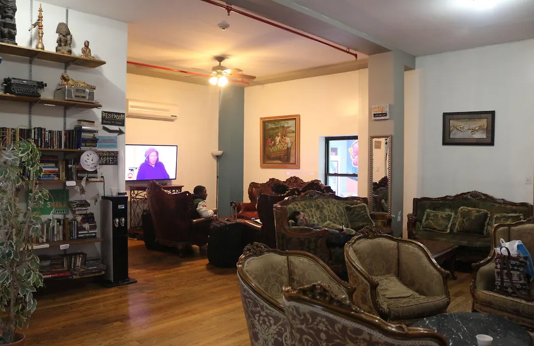 NY Moore Hostel-1