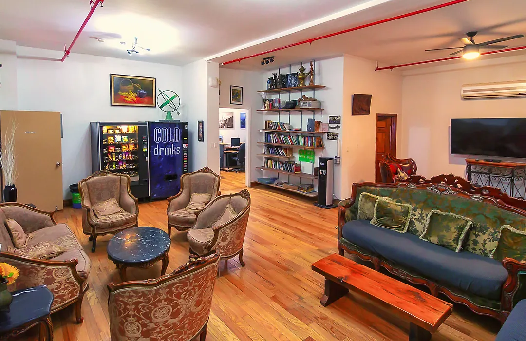 NY Moore Hostel-1