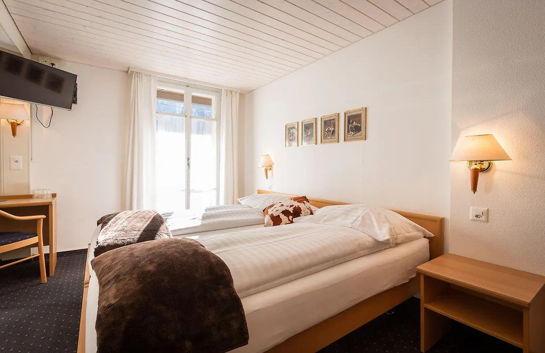 Hotel Oberland-1