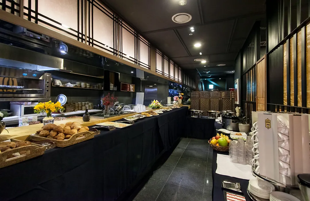 Hotel Pharos-1