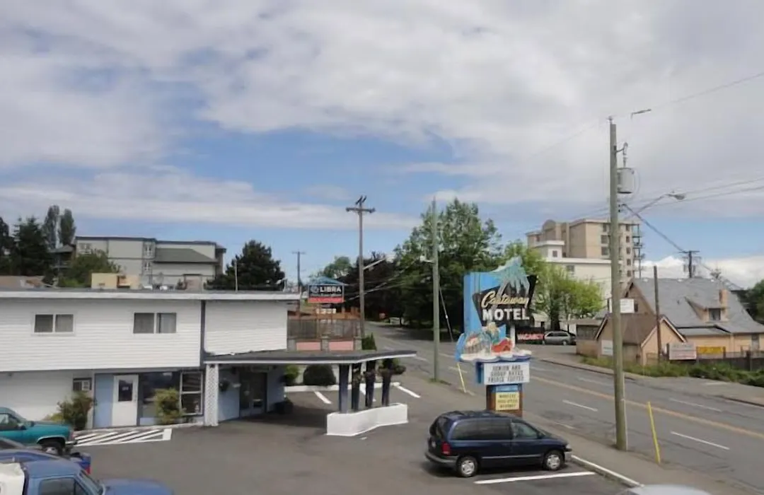 Castaway Motel-1
