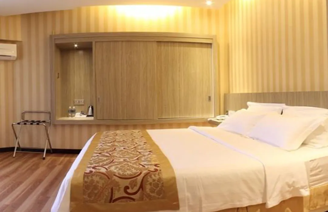 Mandarin Hotel Kota Kinabalu-1