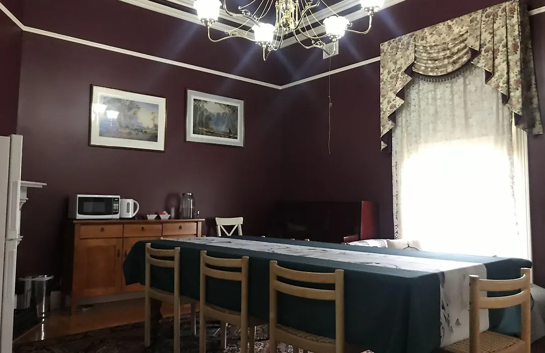 Daylesford Motor Inn Vic Pty Ltd-1