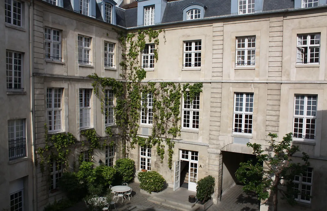 Mije Marais Hostel-1