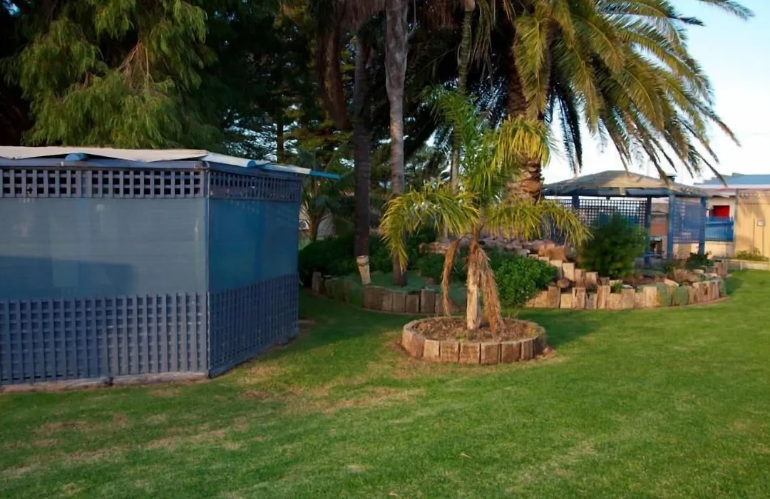 Esperance Beachfront Resort-1