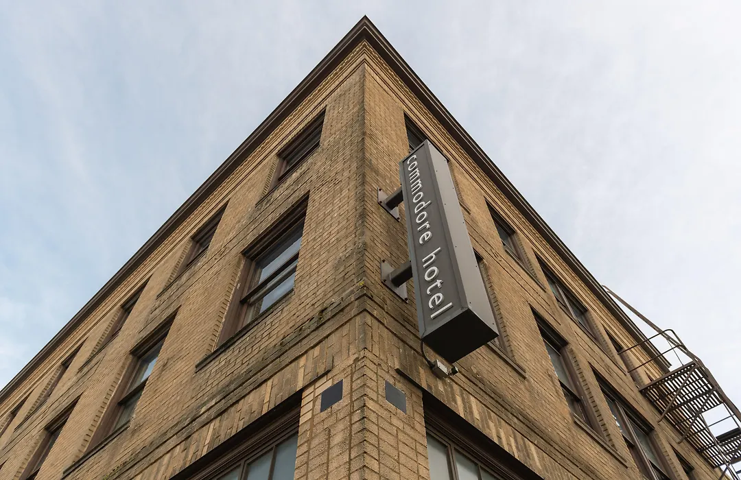 Commodore Hotel-1