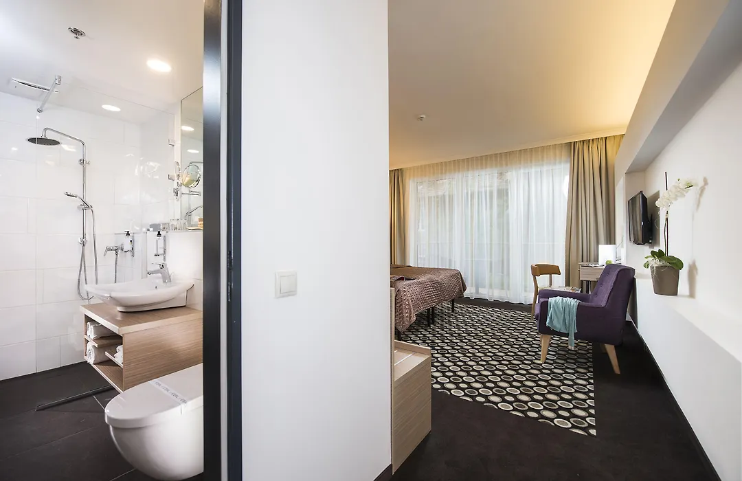 Bo33 Hotel Family & Suites-1