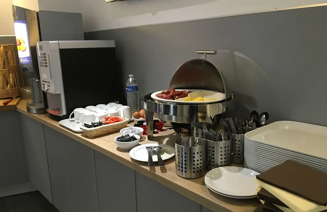 Adonis Hotel Strasbourg-1