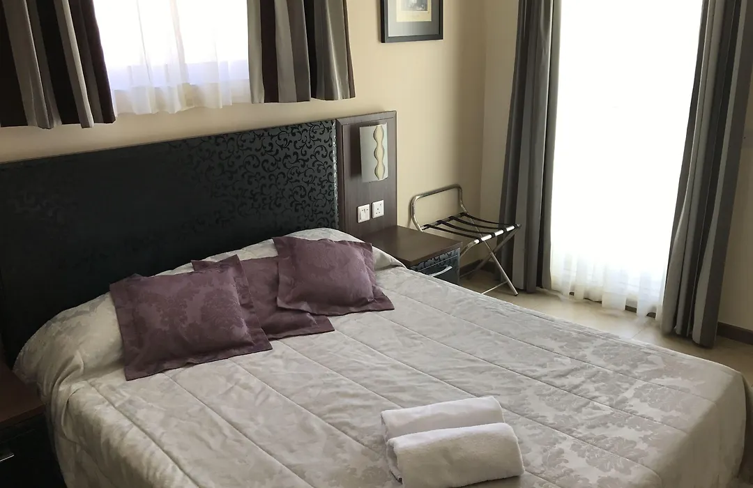 Grand Harbour Hotel-1