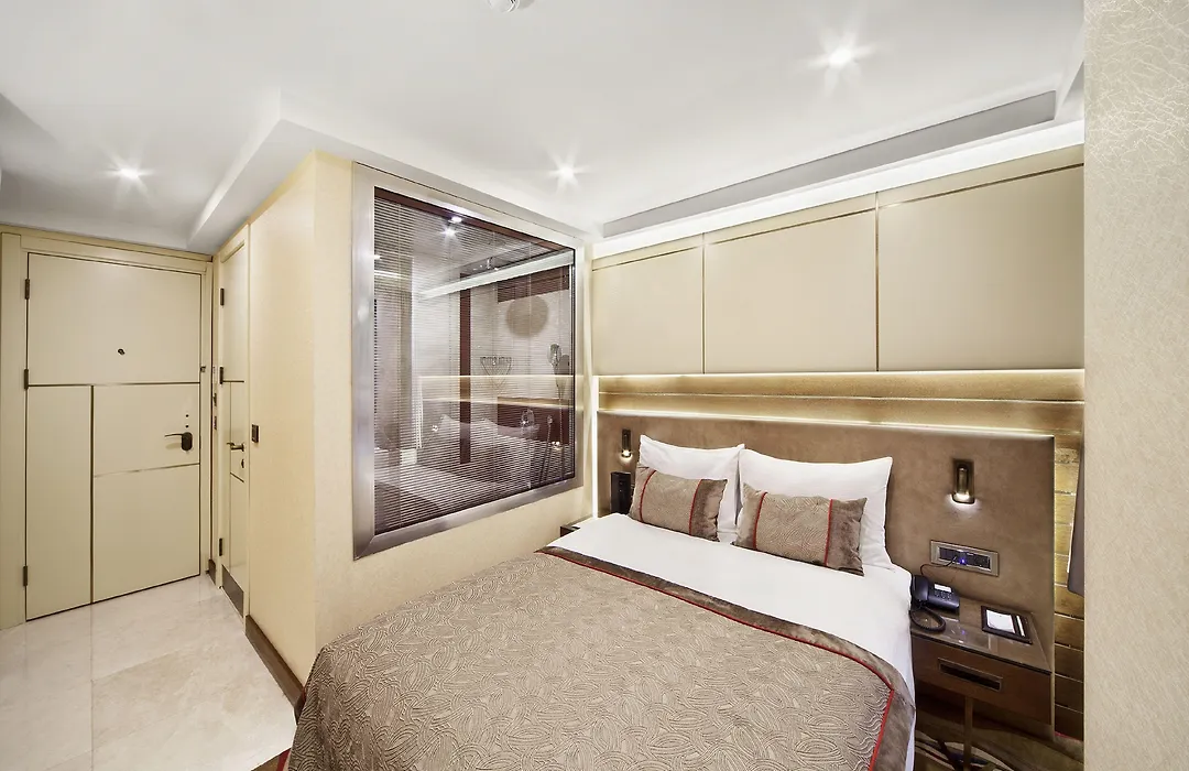 Grand Hotel de Pera-1