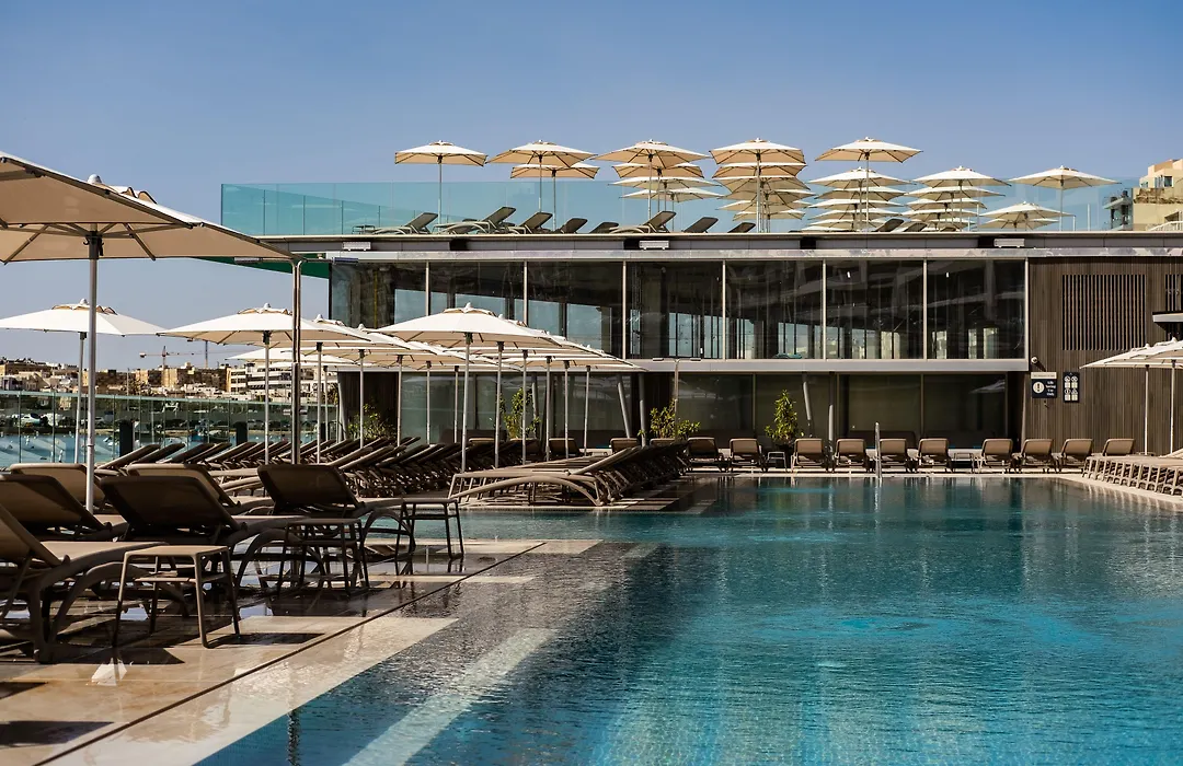Strand Suites By Neu Collective-1