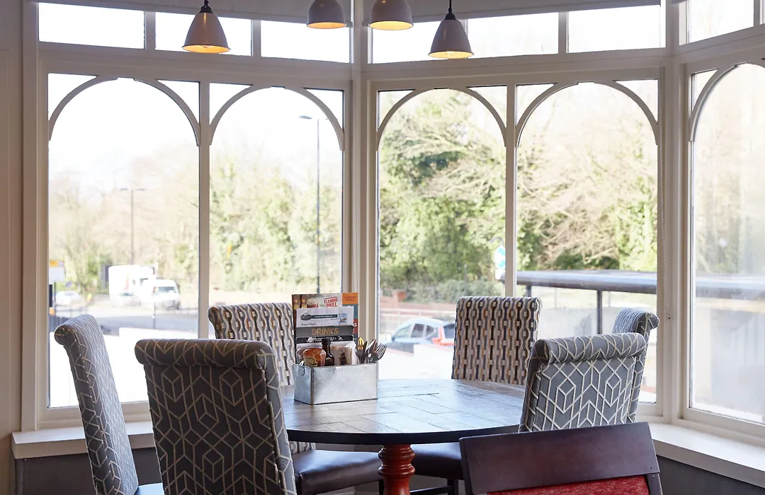 Corner House Inn By Greene King Inns-1