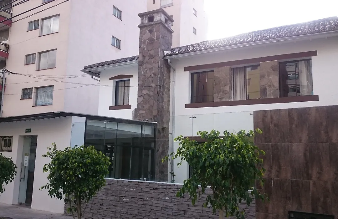 Hotel + Arte-1