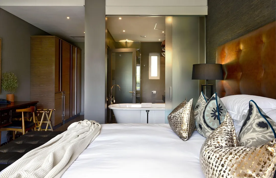 Franschhoek Boutique Hotel - Lion Roars Hotels&Lodges-1
