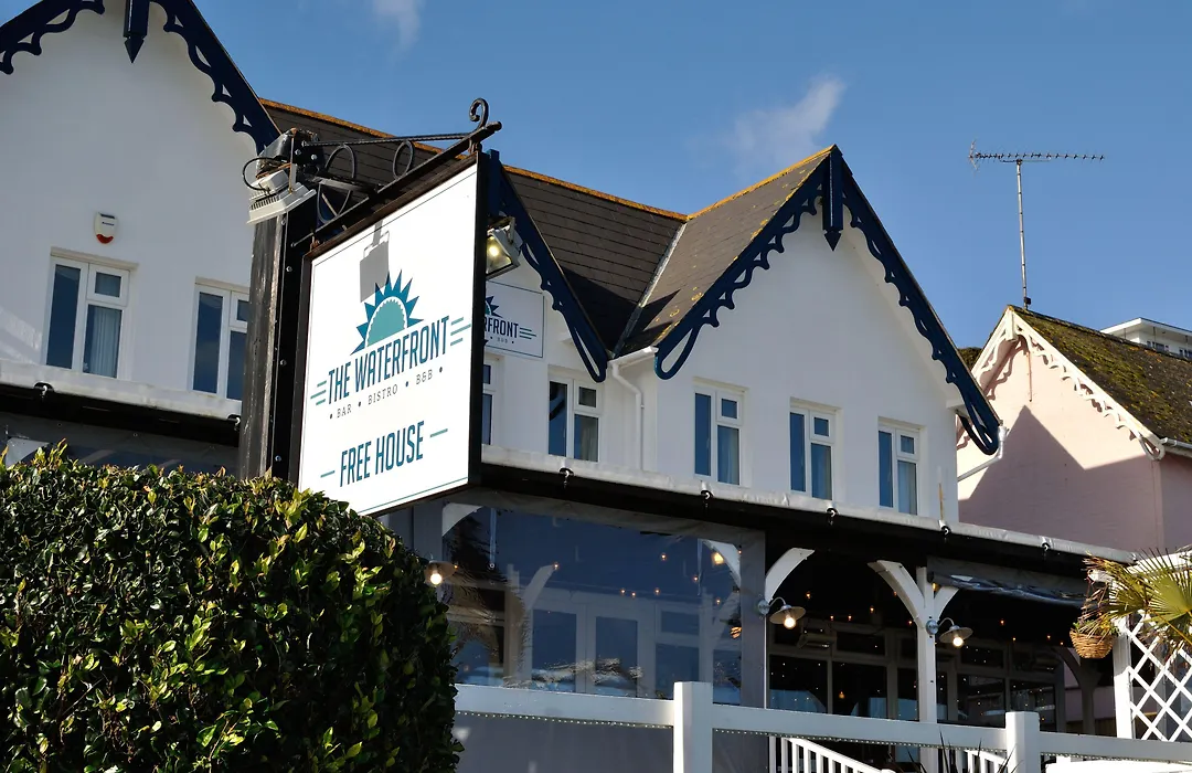 Waterfront Inn-1