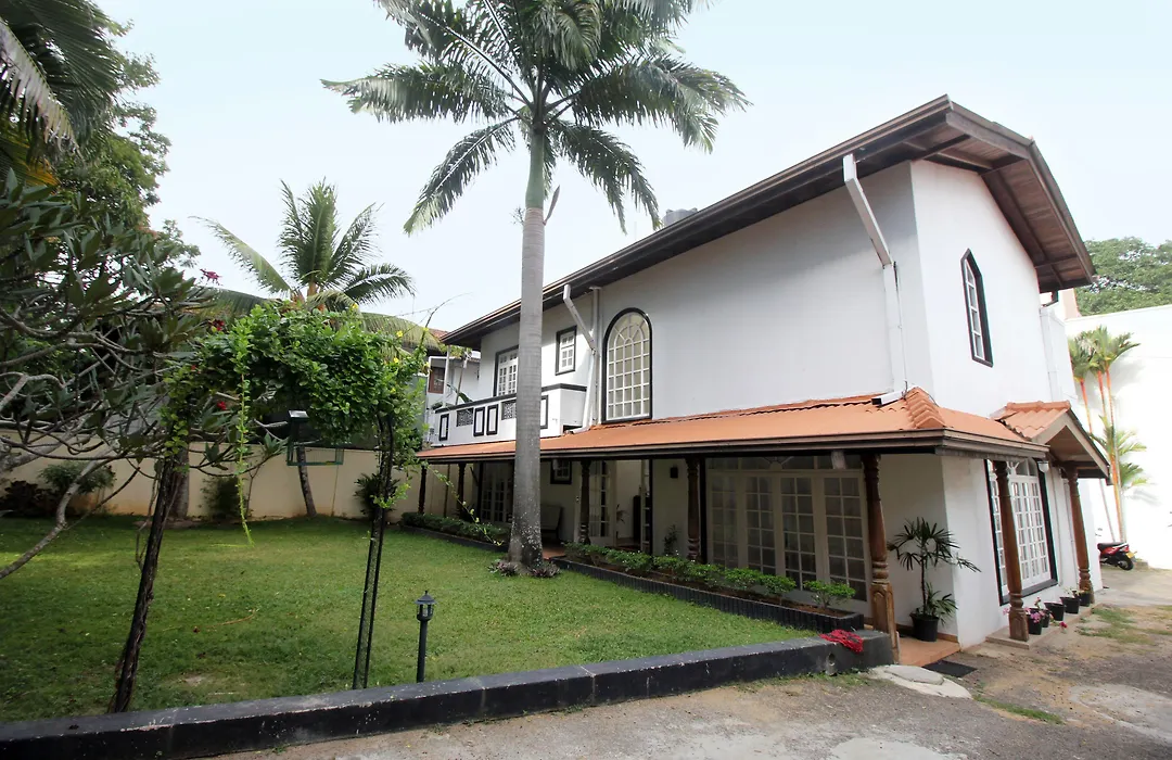 Olu Colombo Villa-1