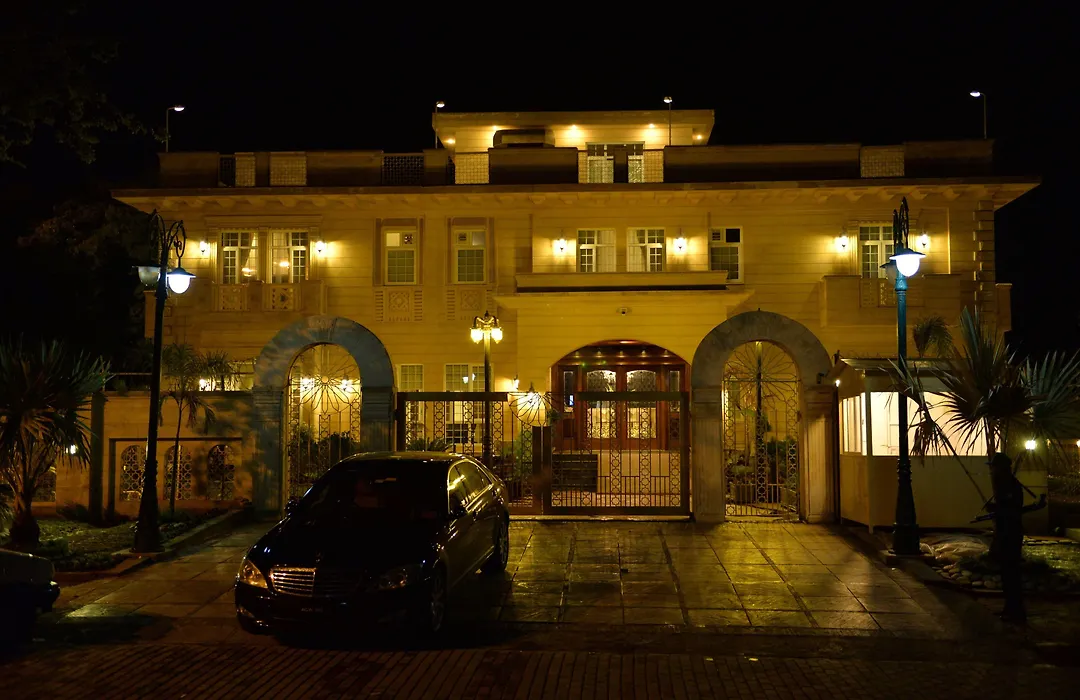Bella Hotel-1