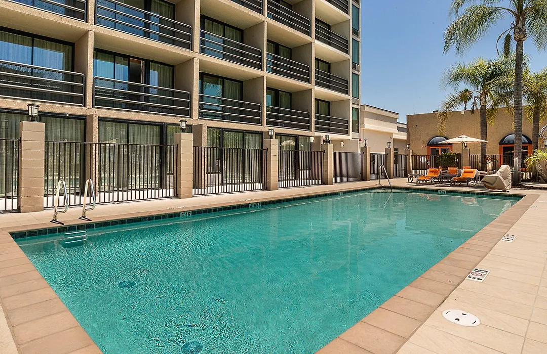 Holiday Inn Express Fullerton-Anaheim By Ihg-1