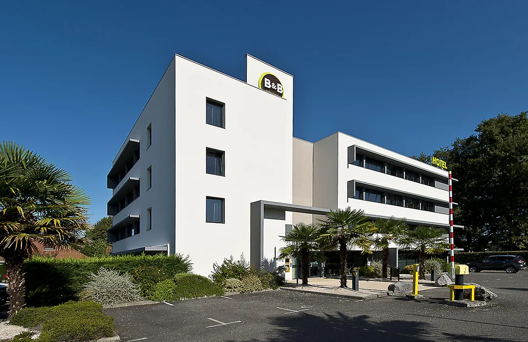 B&B HOTEL Pau Zénith-1