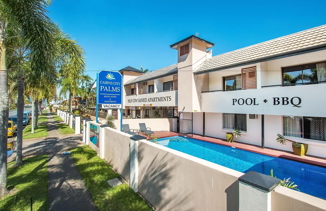 Cairns City Palms-1
