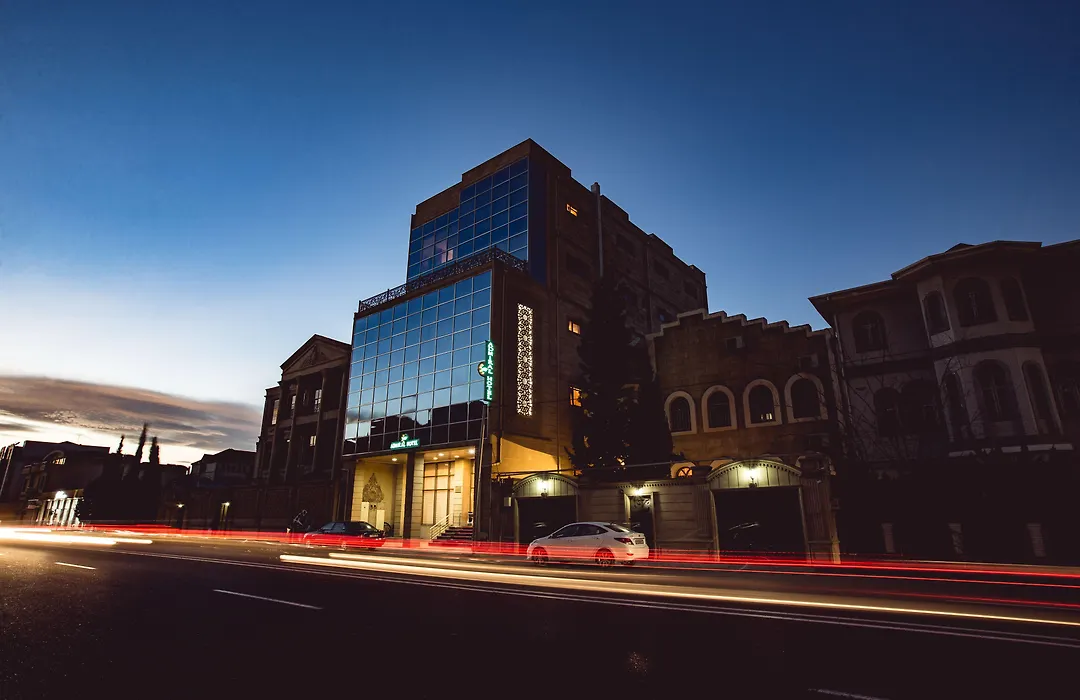 Admiral Hotel-1