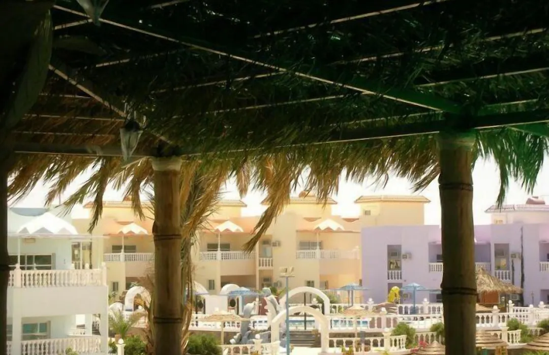 Dolphin Beach Resort-1