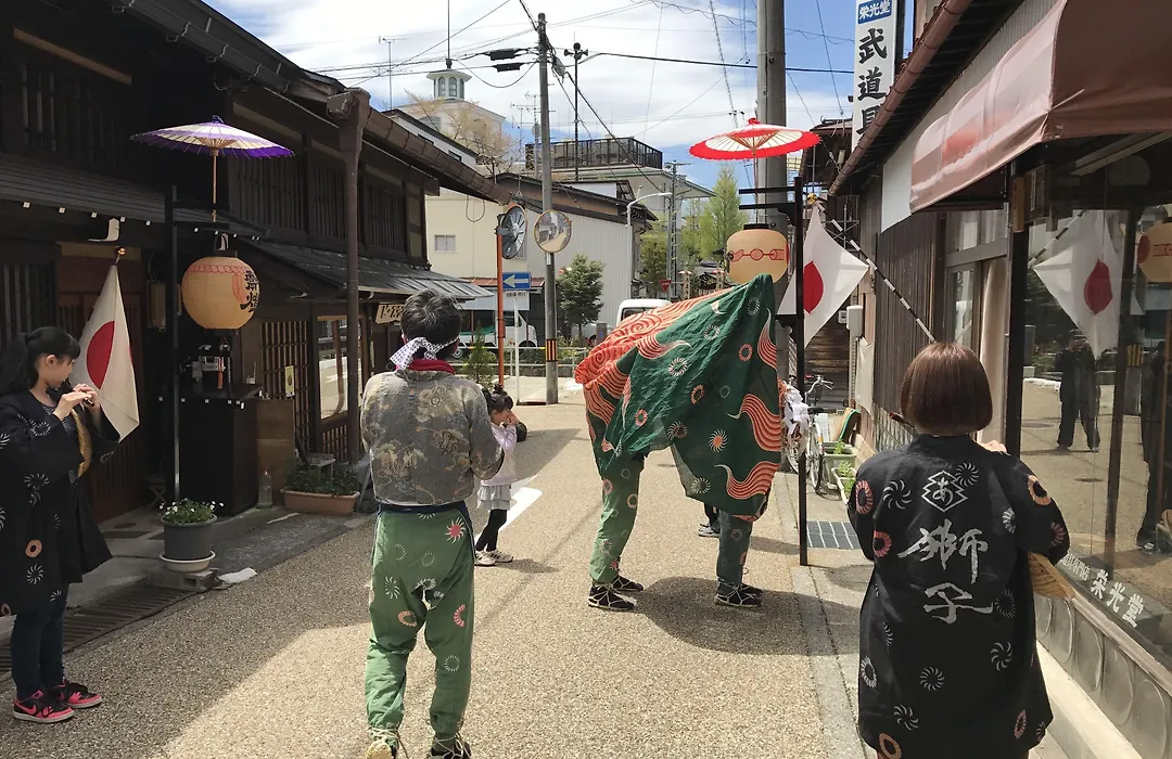 Takayama Ninja House-1
