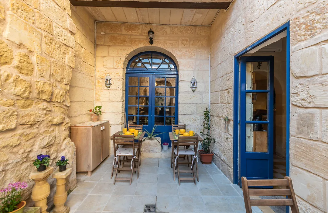 The Stonehouse-1