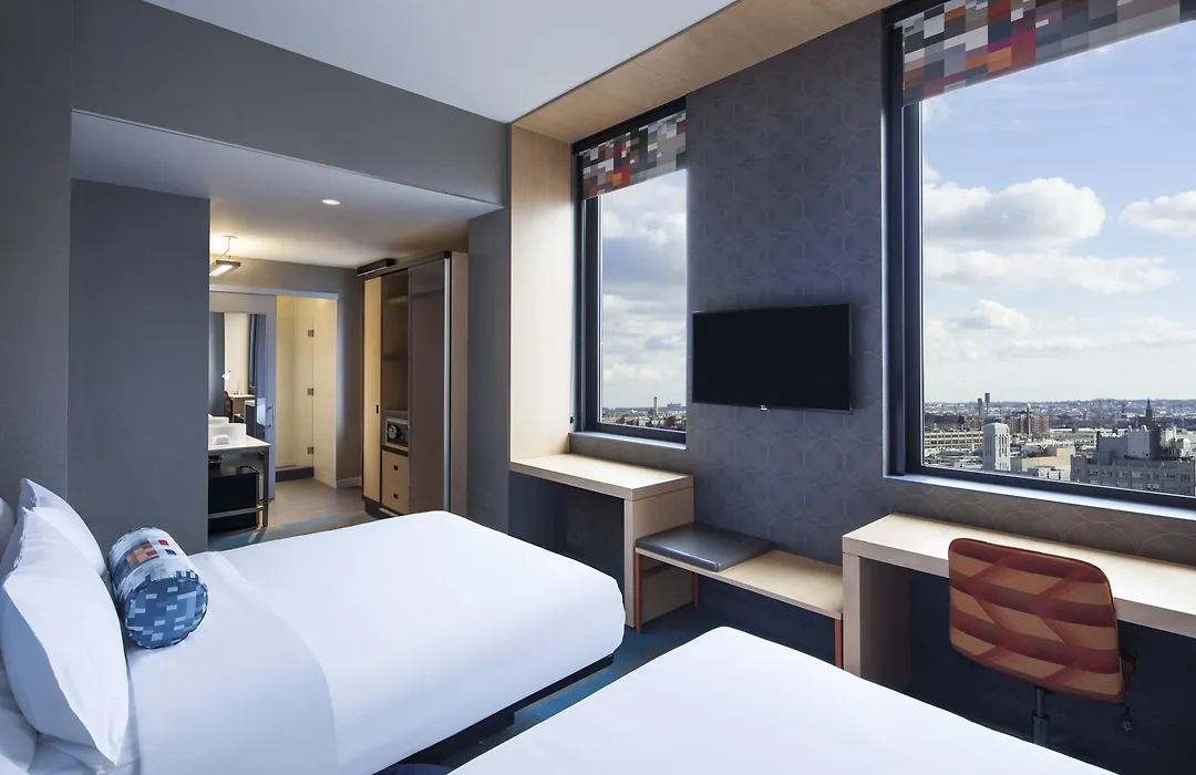 Aloft By Marriott Long Island City-Manhattan View-1