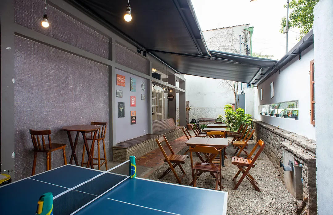 Garoa Hostel Party Bar-1