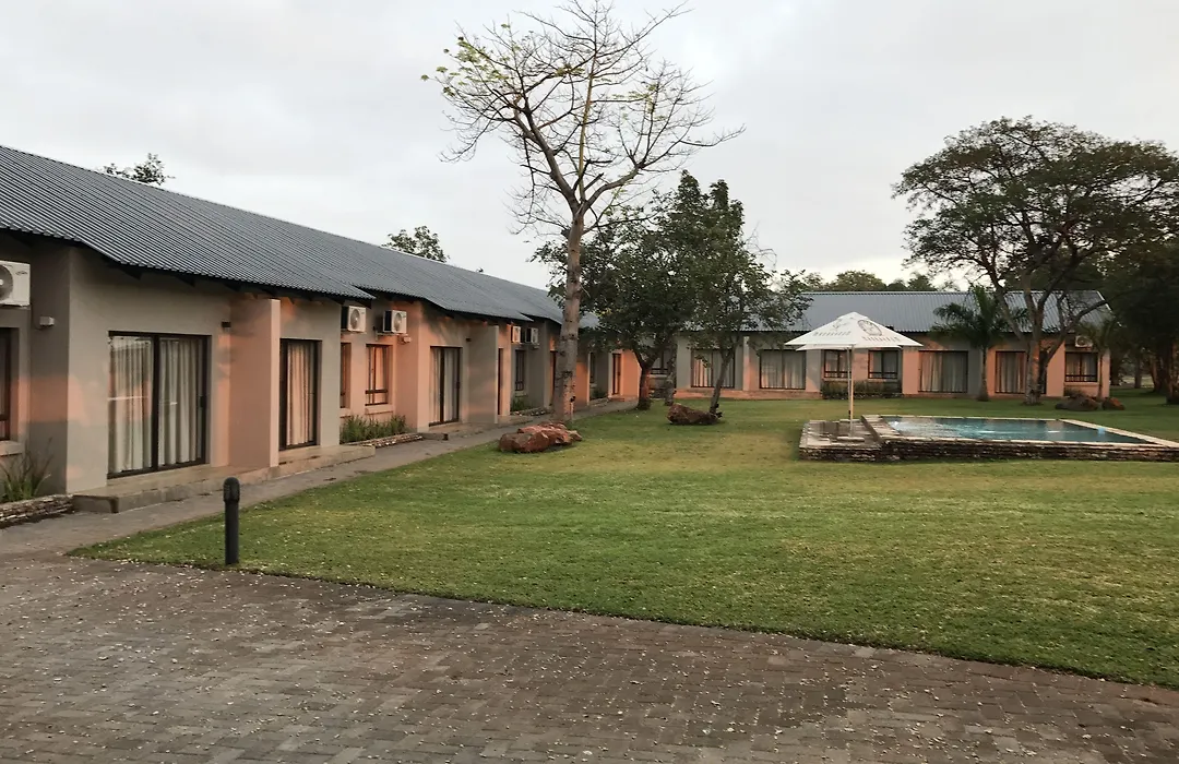 Hamiltons Lodge & Restaurant-1