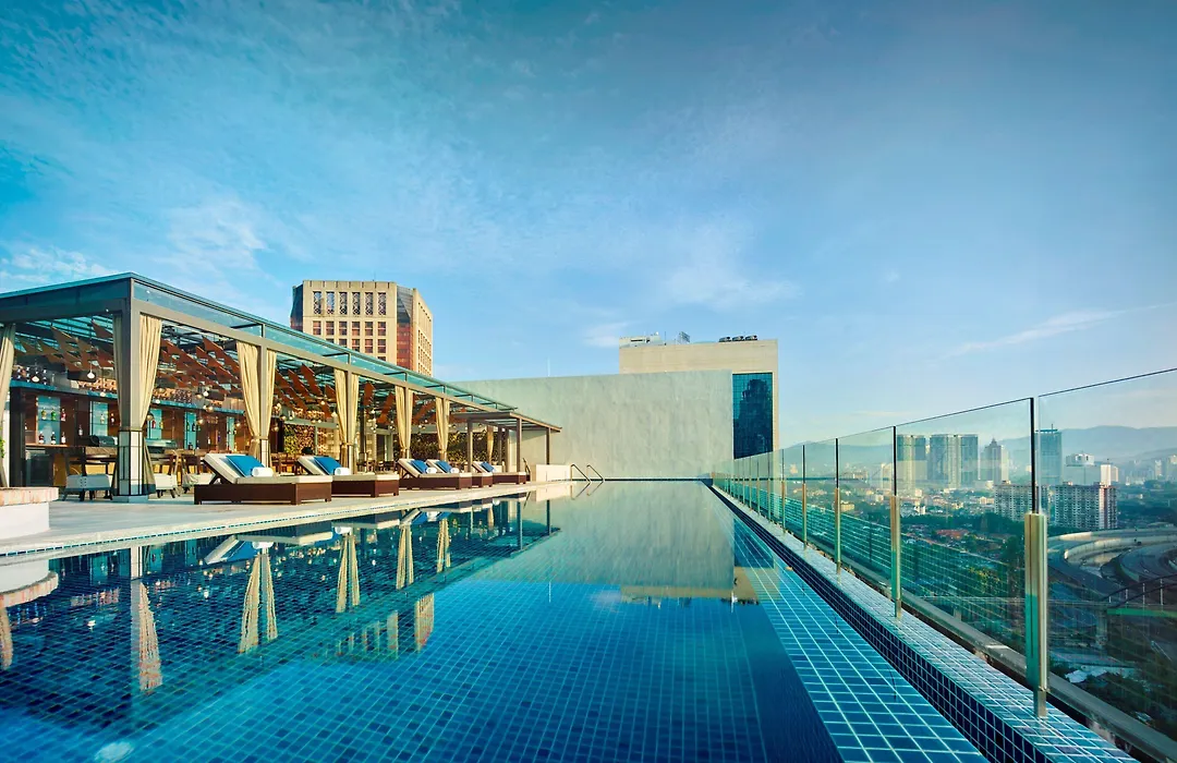 Hotel Stripes Kuala Lumpur, Autograph Collection-1