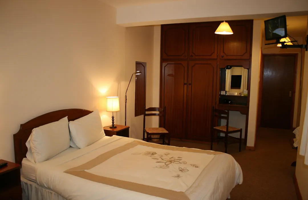 Valley Lodge Room Only Guest House-1