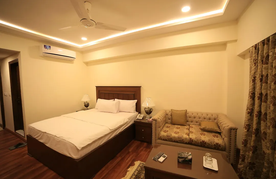 Diplomat Hotel-1