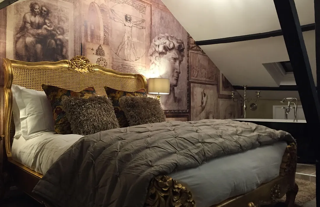The Town House Bnb-1