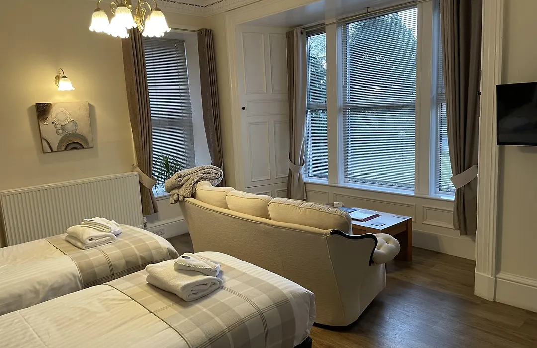 The Claymore Guest House-1