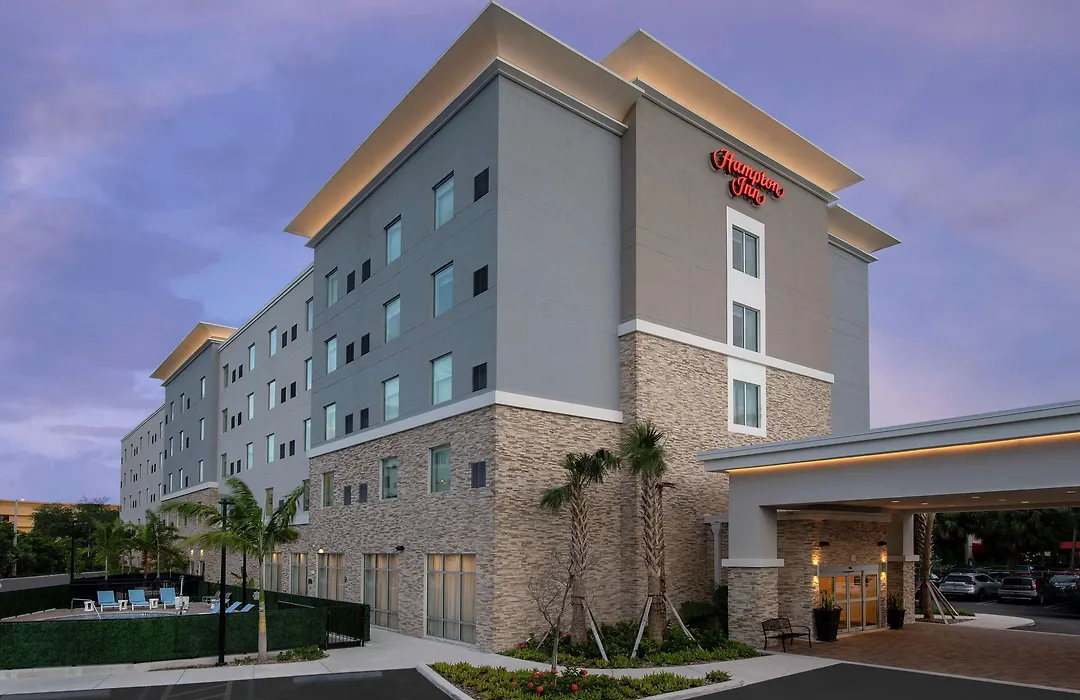 Hampton Inn Miami Airport East-1