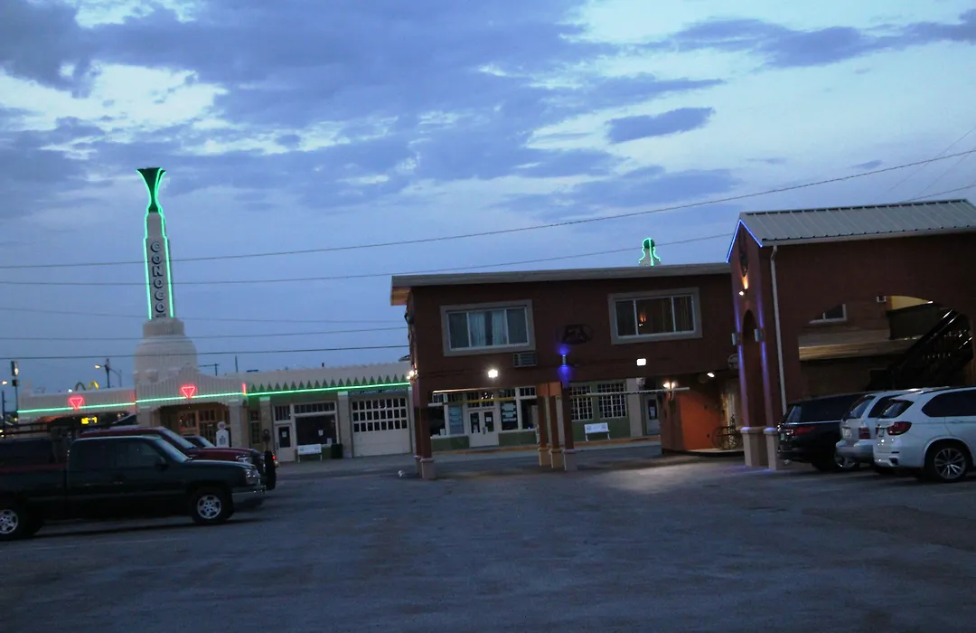 Western Motel-1