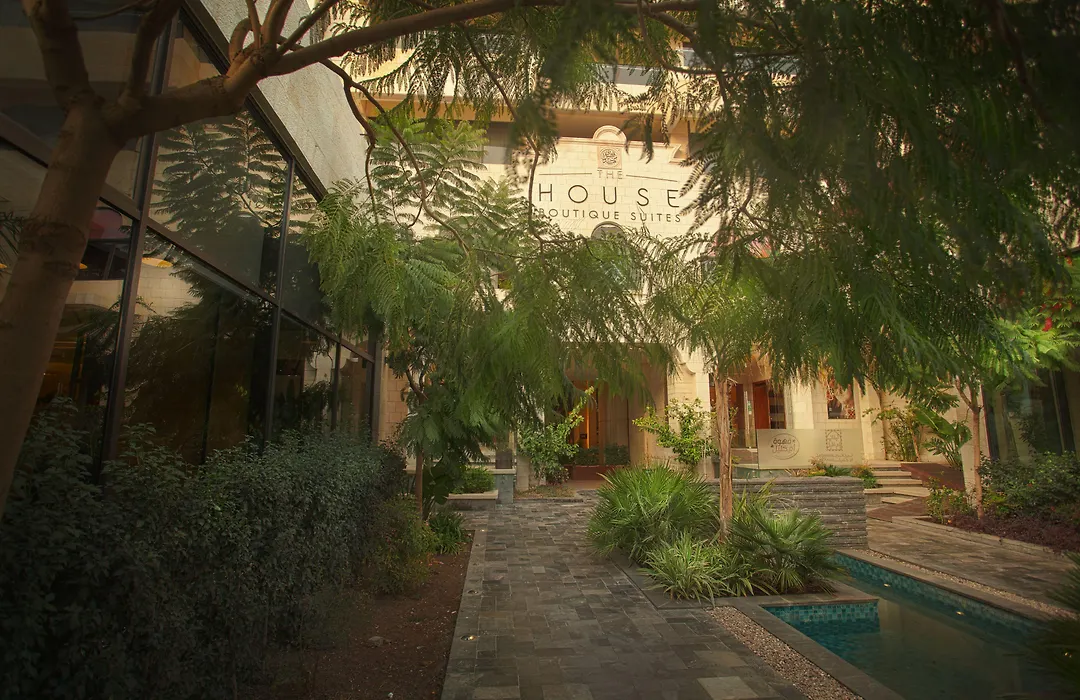The House Boutique Suites-1