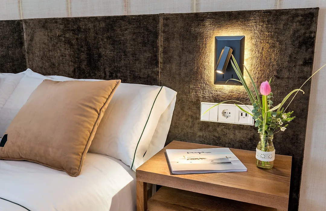 Boutique Hotel Sant Roc & Spa-1