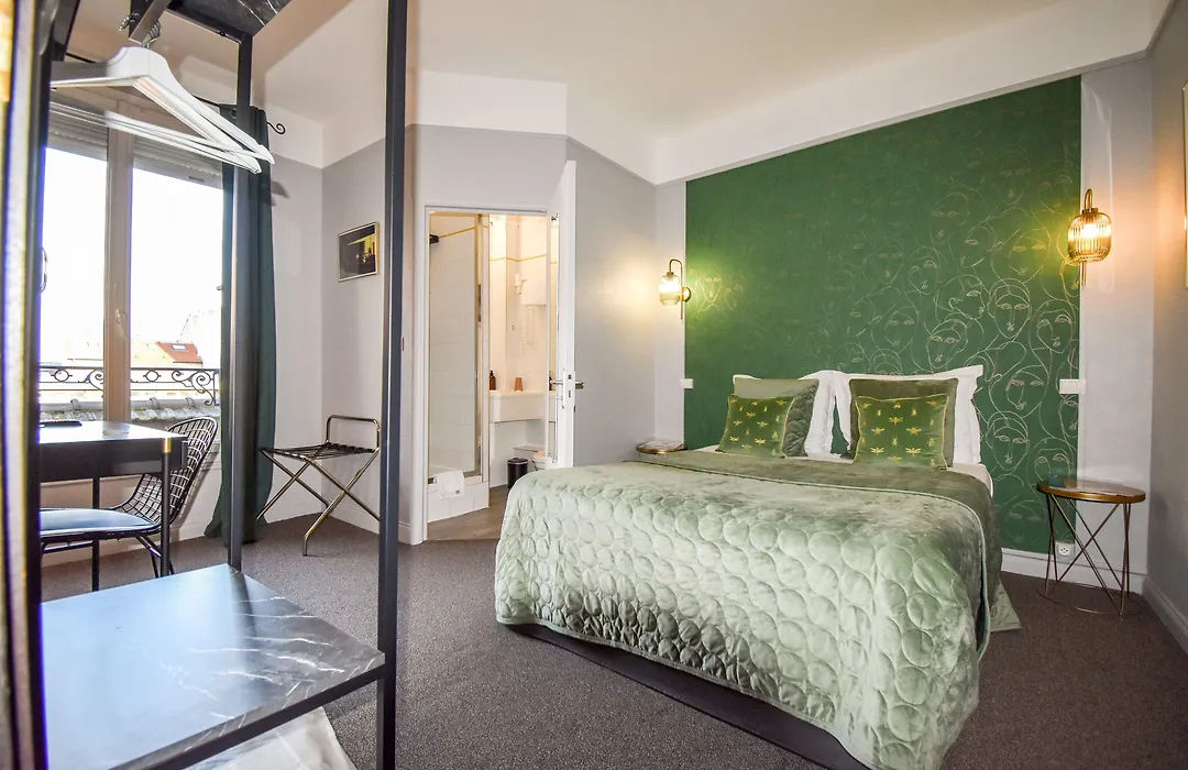 Hotel Azur Reims Centre-1