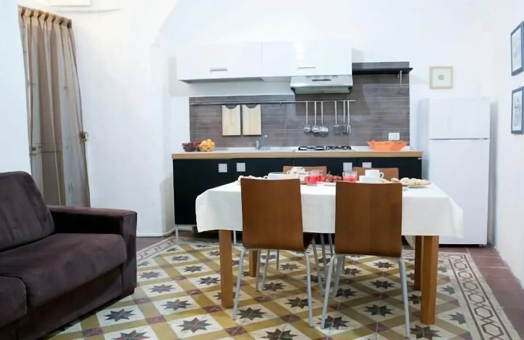 Elamar Rooms & Apartment-1